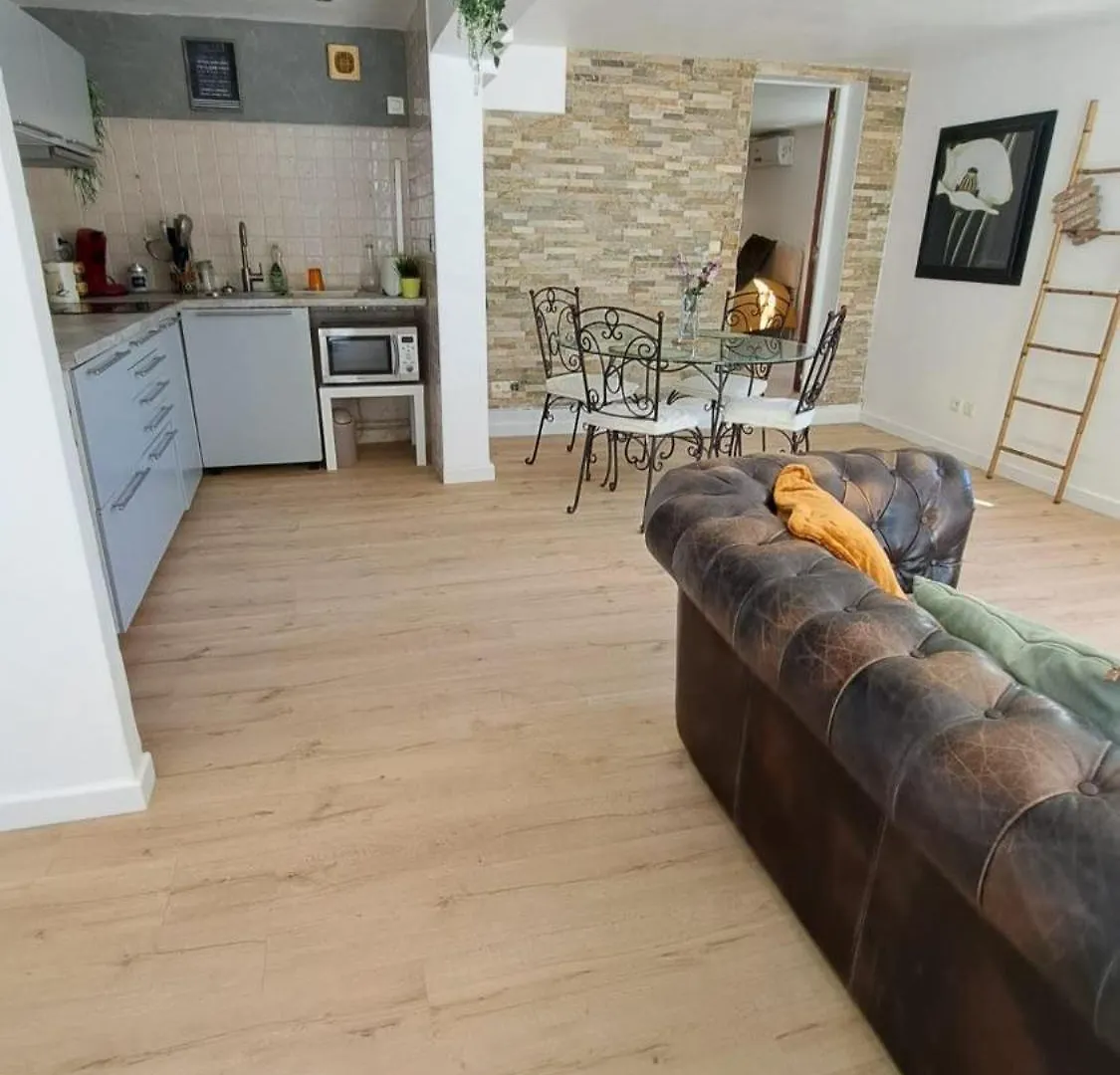 Апартаменты T2 Avec Terrasse Calme Absolue Dans Марсель