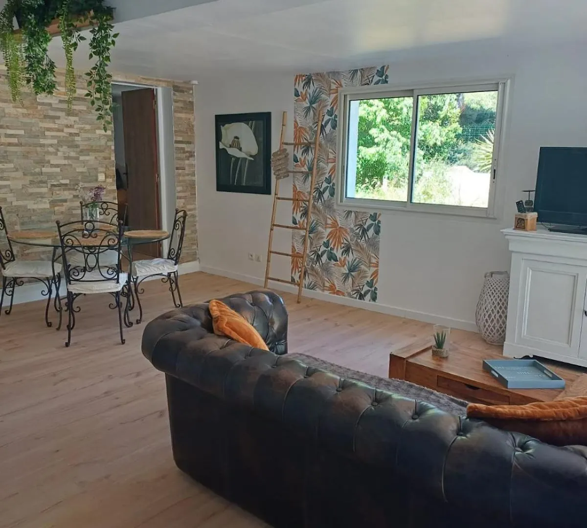 Ferienwohnung T2 Avec Terrasse Calme Absolue Dans Marseilles 0*,  Frankreich