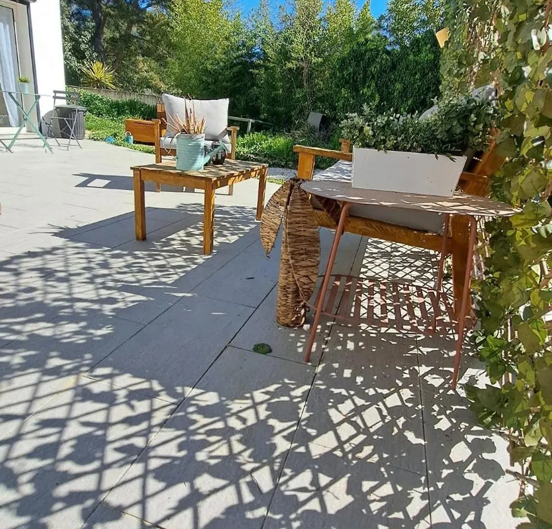 T2 Avec Terrasse Calme Absolue Dans Marseille Apartment France